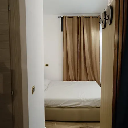 Faty Fleur J&f Apartman Oleggio